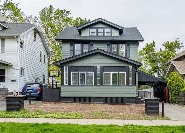 Property at 226 Culver Pkwy, Irondequoit, NY 14609, 3 beds, 1.5 baths
