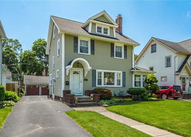 Property at 207 Wimbledon Rd, Irondequoit, NY 14617, 3 beds, 2 baths