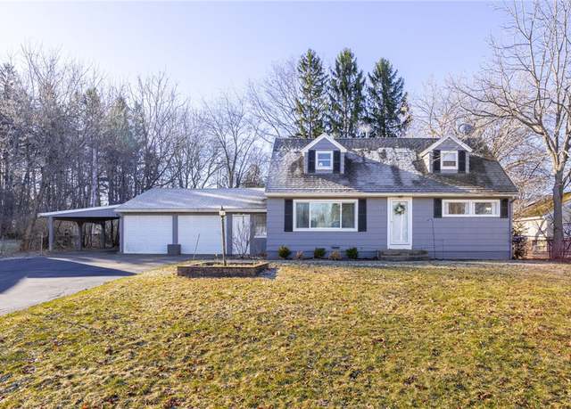 Property at 39 Sunnyside Ln, Chili, NY 14514, 4 beds, 2 baths
