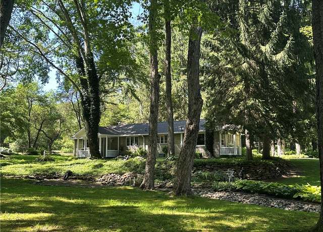 Property at 427 Langmaid Ln, Bradford Town, PA 16701, 2 beds, 1 bath