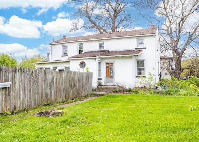 Property at 3513 Lyell Rd, Gates, NY 14606, 3 beds, 1.5 baths