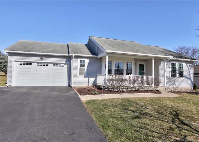 Property at 77 Bay Heights Cir, Geneva-town, NY 14456, 2 beds, 1.5 baths