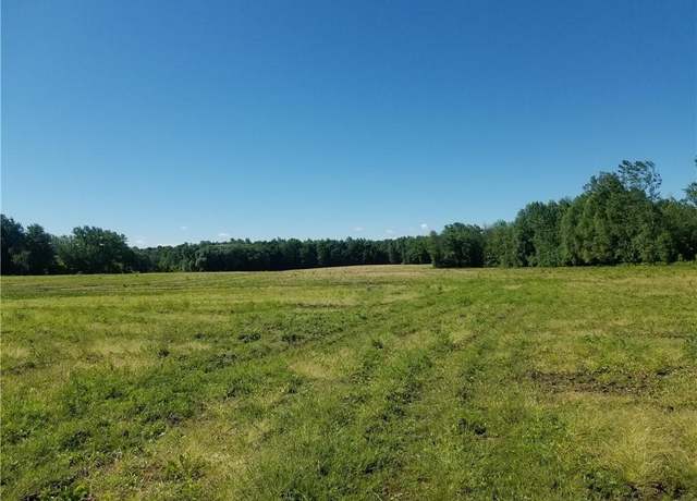 Property at 1936 Paddy Ln, Ontario, NY 14519