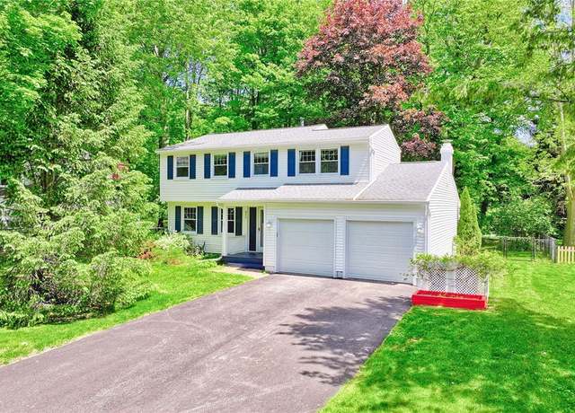 Property at 866 Bridle Ln, Webster, NY 14580, 4 beds, 1.5 baths