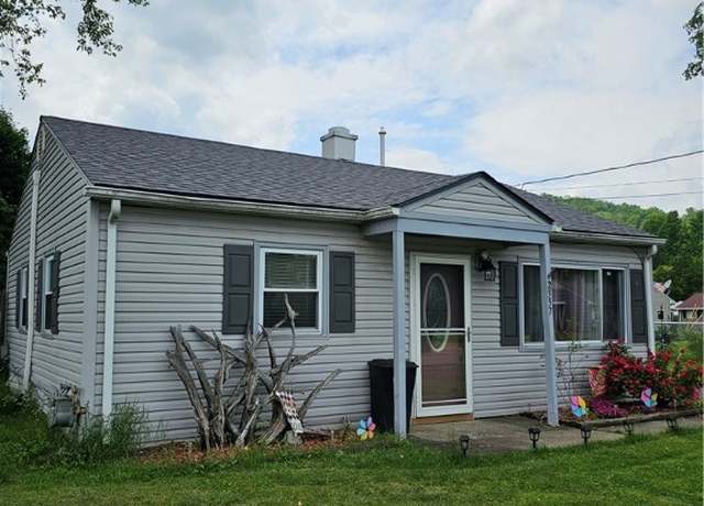 Property at 2557 Spaulding Dr, Corning, NY 14830, 2 beds, 1 bath