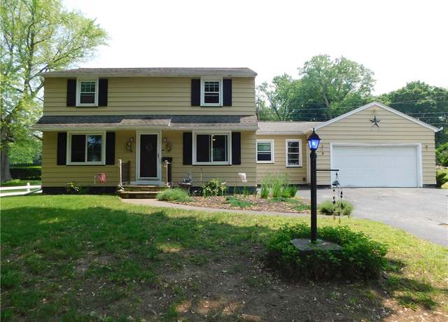 Property at 8 Dayne St, Irondequoit, NY 14622, 3 beds, 2 baths