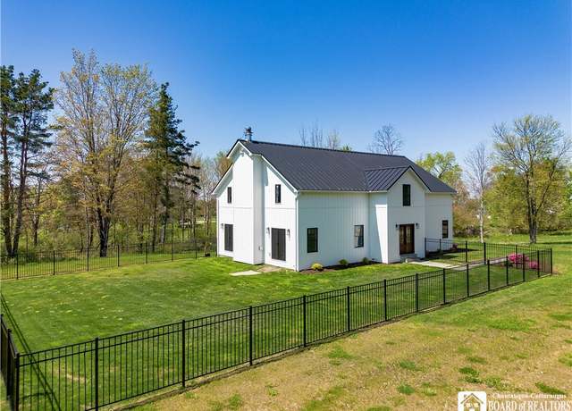 Property at 132 Bliss St, Westfield, NY 14787, 1 bed, 1.5 baths