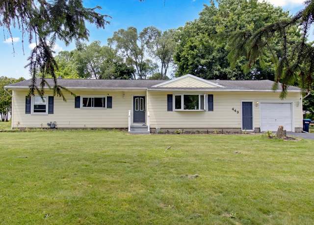 Property at 449 Pinnacle Rd, Henrietta, NY 14623, 3 beds, 2 baths