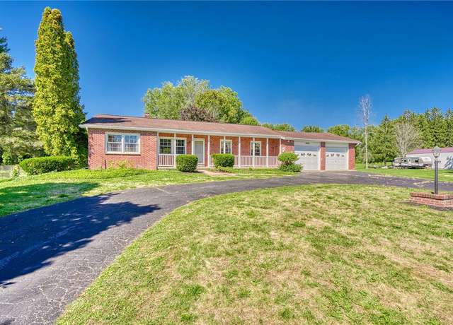 Property at 4543 Ontario Center Rd, Walworth, NY 14568, 2 beds, 2 baths
