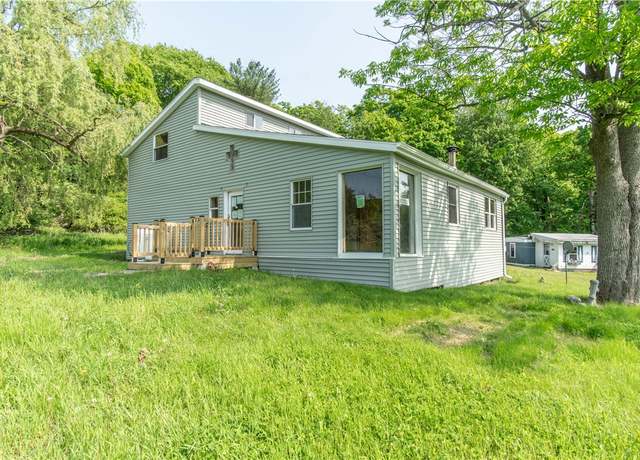 Property at 46946 Dingman Point Rd, Alexandria, NY 13607, 4 beds, 1 bath