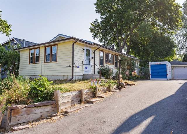 Property at 180 Mallard Dr, Irondequoit, NY 14622, 2 beds, 1 bath