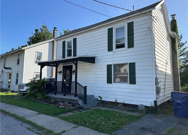 Property at 8089 State Route 90, Montezuma, NY 13117, 3 beds, 1.5 baths