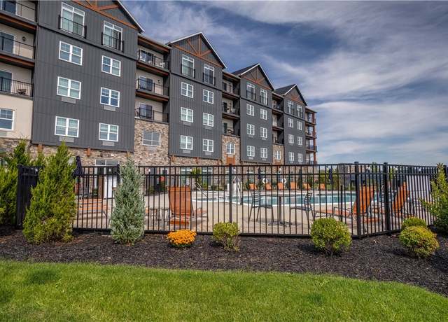 Property at 205 Lakeshore Dr #516, Canandaigua-city, NY 14424, 2 beds, 2 baths