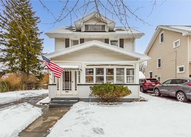 Property at 108 Vayo St, Irondequoit, NY 14609, 3 beds, 1.5 baths