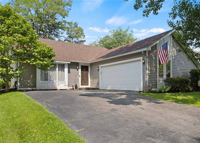 Property at 9 Hepatica Ln, Henrietta, NY 14586, 3 beds, 1.5 baths