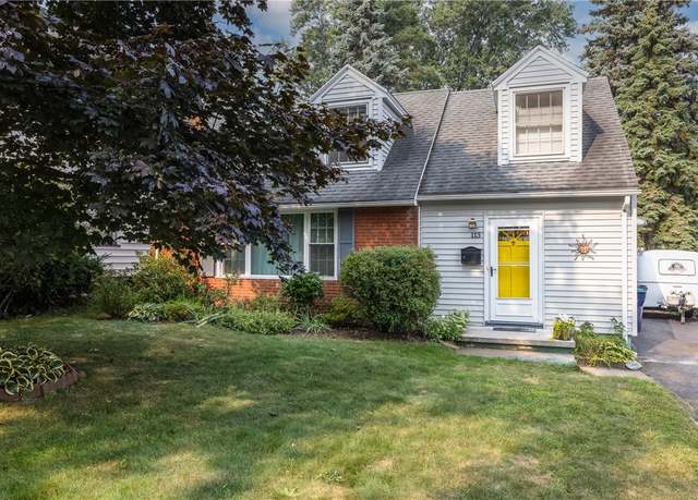 Property at 113 Walzer Rd, Irondequoit, NY 14622, 3 beds, 1.5 baths
