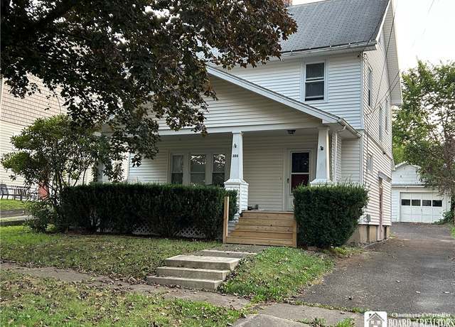Property at 306 Charles St, Jamestown, NY 14701, 3 beds, 1 bath