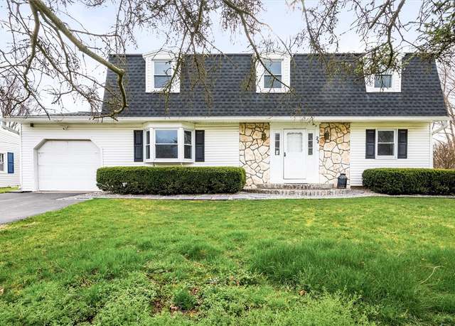 Property at 22 Bucky Dr, Chili, NY 14624, 5 beds, 3 baths