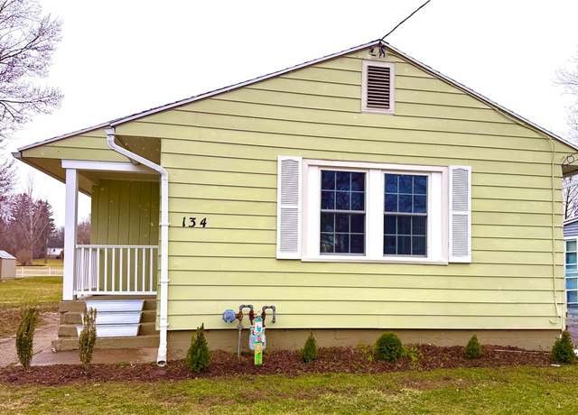 Property at 134 Granger St, Canandaigua-city, NY 14424, 3 beds, 2.5 baths