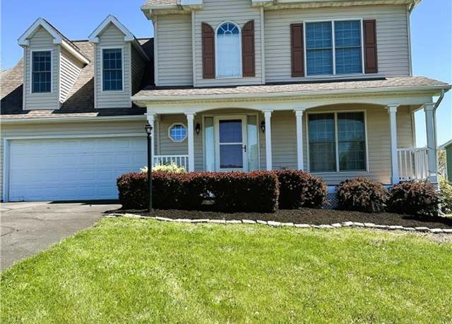 Property at 137 St Andrews Dr, Horseheads, NY 14845, 4 beds, 2.5 baths