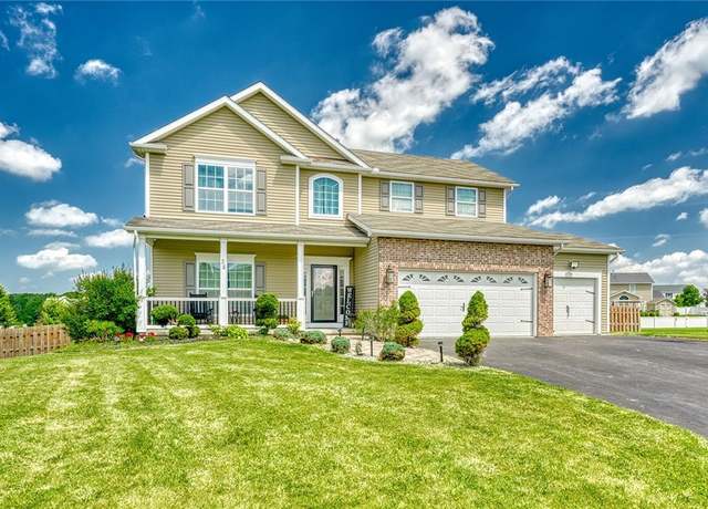 Property at 28 Blaydon Loop, Henrietta, NY 14586, 4 beds, 2.5 baths