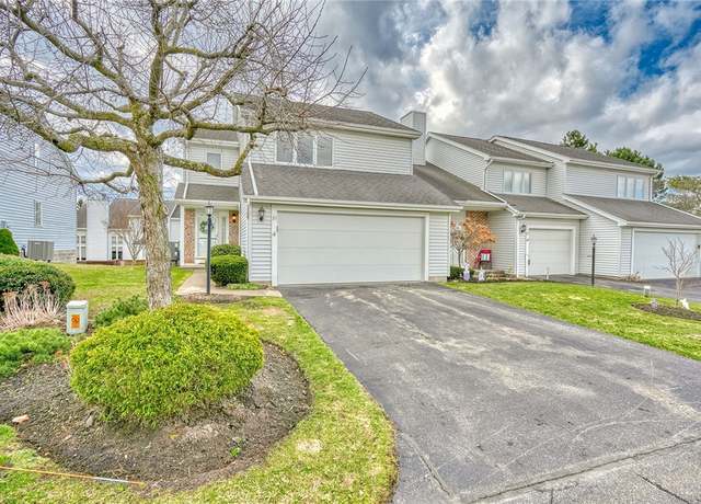 Property at 31 Dearfield Ct, Perinton, NY 14450, 2 beds, 2.5 baths