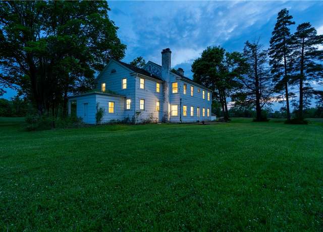 Property at 1516 Lake Rd, Webster, NY 14580, 6 beds, 4 baths