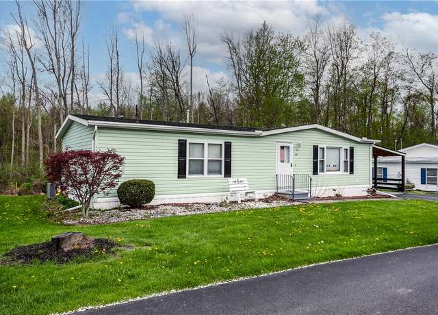 Property at 47 Hidden Meadows Dr, Bergen, NY 14416, 2 beds, 2 baths