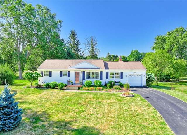 Property at 119 Creek Hill Ln, Penfield, NY 14625, 3 beds, 1 bath