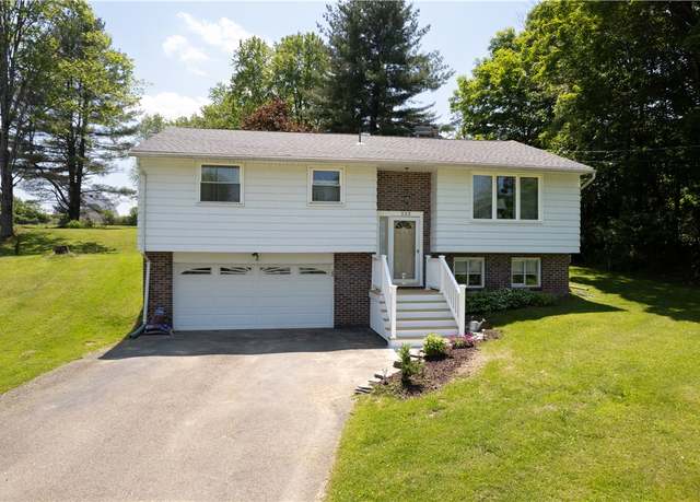 Property at 233 Juneberry Rd, Vestal, NY 13850, 4 beds, 2.5 baths