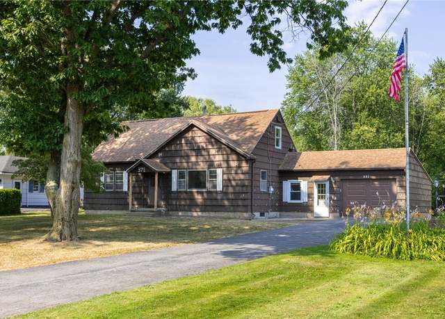 Property at 371 North Ave, Parma, NY 14468, 4 beds, 2 baths