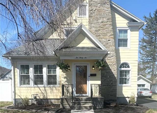 Property at 236 Kendall Pl, Elmira-city, NY 14901, 3 beds, 1 bath