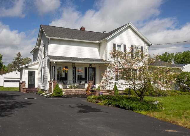 Property at 3294 Fancher Rd, Murray, NY 14411, 4 beds, 2.5 baths