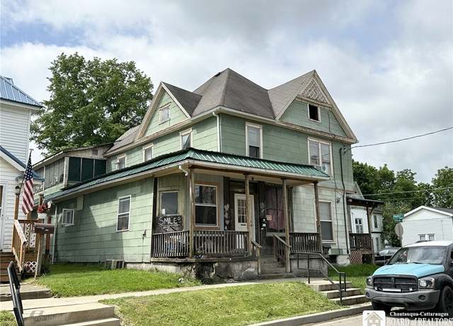 Property at 323 Newland Ave, Jamestown, NY 14701, 7 beds, 4 baths