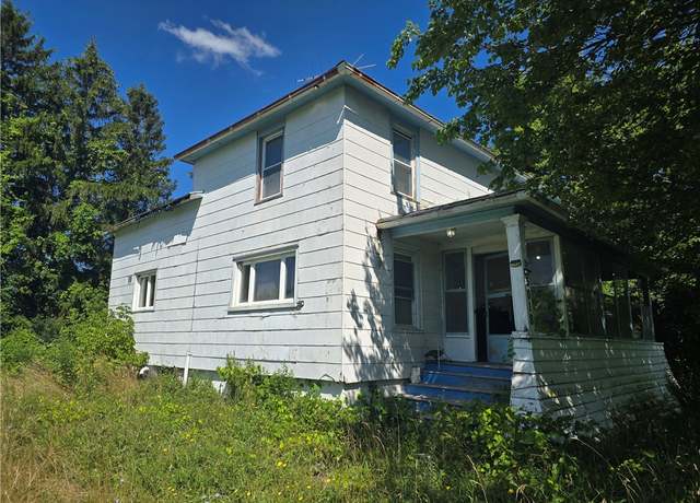 Property at 5018 State Route 96a, Varick, NY 14541, 4 beds, 1 bath