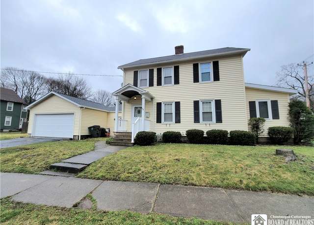 Property at 222 Palmer St, Jamestown, NY 14701, 3 beds, 1.5 baths