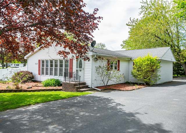 Property at 3352 Brown Rd, Gaines, NY 14411, 4 beds, 2.5 baths