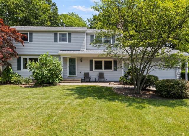 Property at 52 Witherspoon Ln, Penfield, NY 14625, 4 beds, 2.5 baths