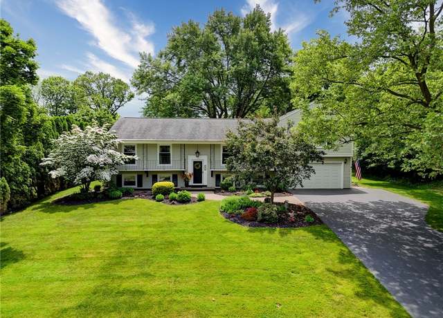 Property at 54 Round Trail Dr, Pittsford, NY 14534, 6 beds, 3 baths