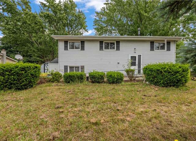 Property at 78 Golden Rod Ln, Henrietta, NY 14623, 6 beds, 2.5 baths