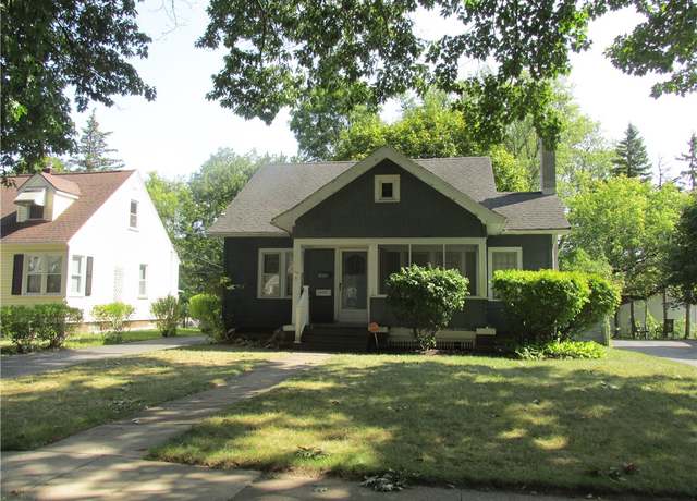 Property at 140 Lettington Ave, Gates, NY 14624, 4 beds, 1.5 baths
