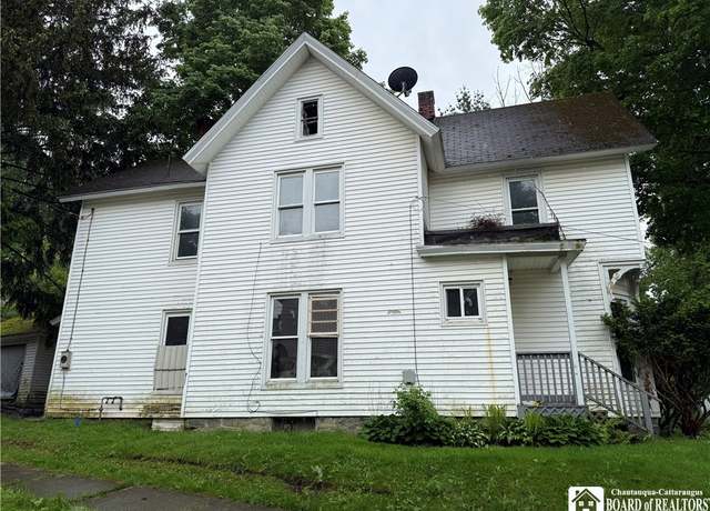 Property at 252 Fulton St, Jamestown, NY 14701, 5 beds, 2 baths