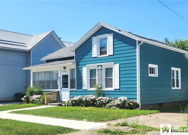 Property at 49 Leming St, Dunkirk, NY 14048, 3 beds, 2 baths