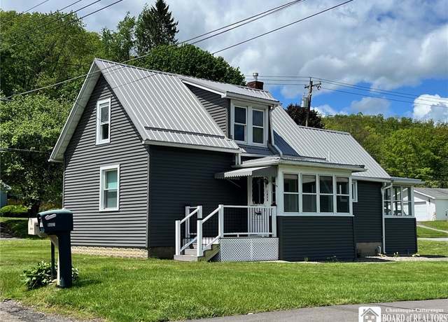 Property at 1826 Avenue A, Olean-city, NY 14760, 3 beds, 1 bath