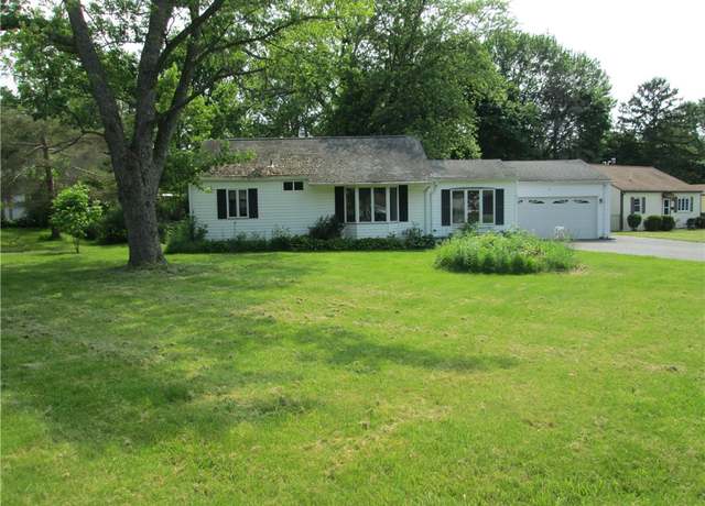 Property at 54 Seneca St, Webster, NY 14580, 3 beds, 2 baths