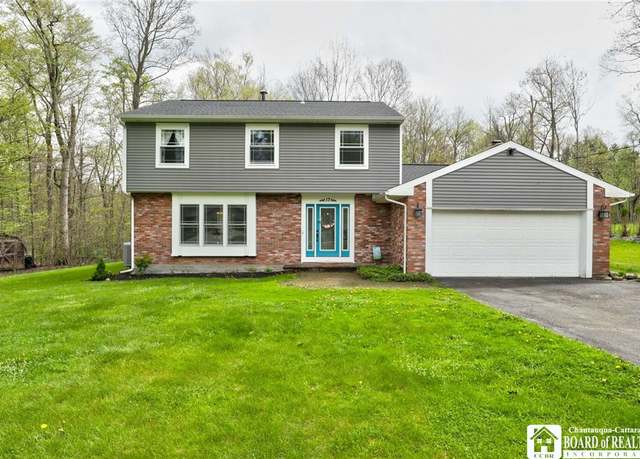 Property at 13 Fairwood Dr, Busti, NY 14750, 4 beds, 2.5 baths