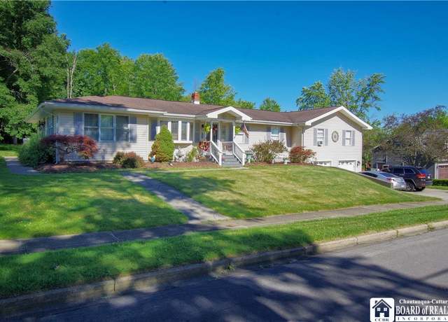 Property at 36 Pardee Ave, Jamestown, NY 14701, 4 beds, 3 baths