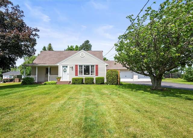 Property at 38 Tobin Rd, Henrietta, NY 14467, 4 beds, 2 baths