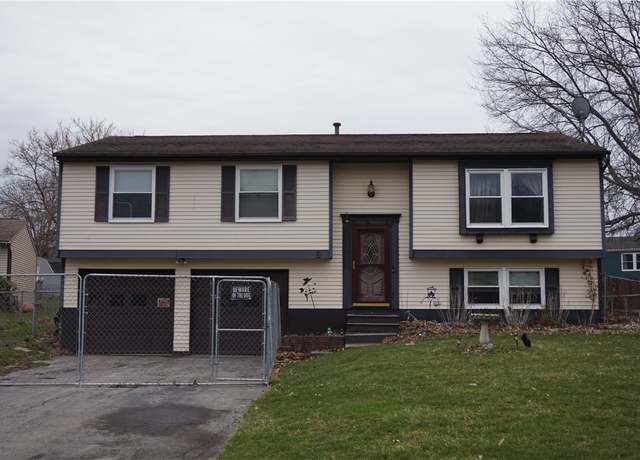 Property at 9 Curtisdale Ln, Hamlin, NY 14464, 4 beds, 2 baths
