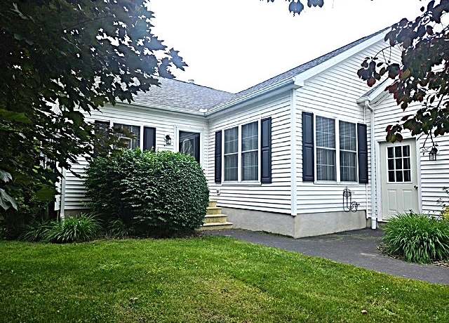 Property at 5270 Nott Rd, Canandaigua-town, NY 14424, 3 beds, 2.5 baths